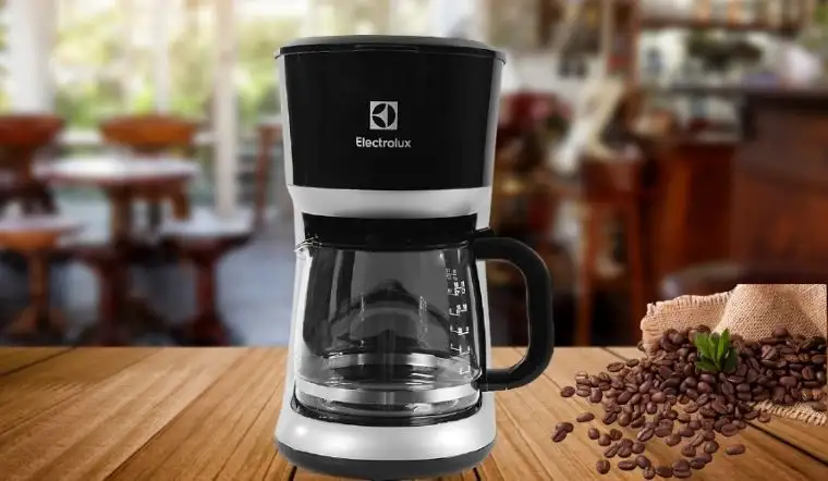 Nên mua máy pha cà phê nào cho quán nhỏ