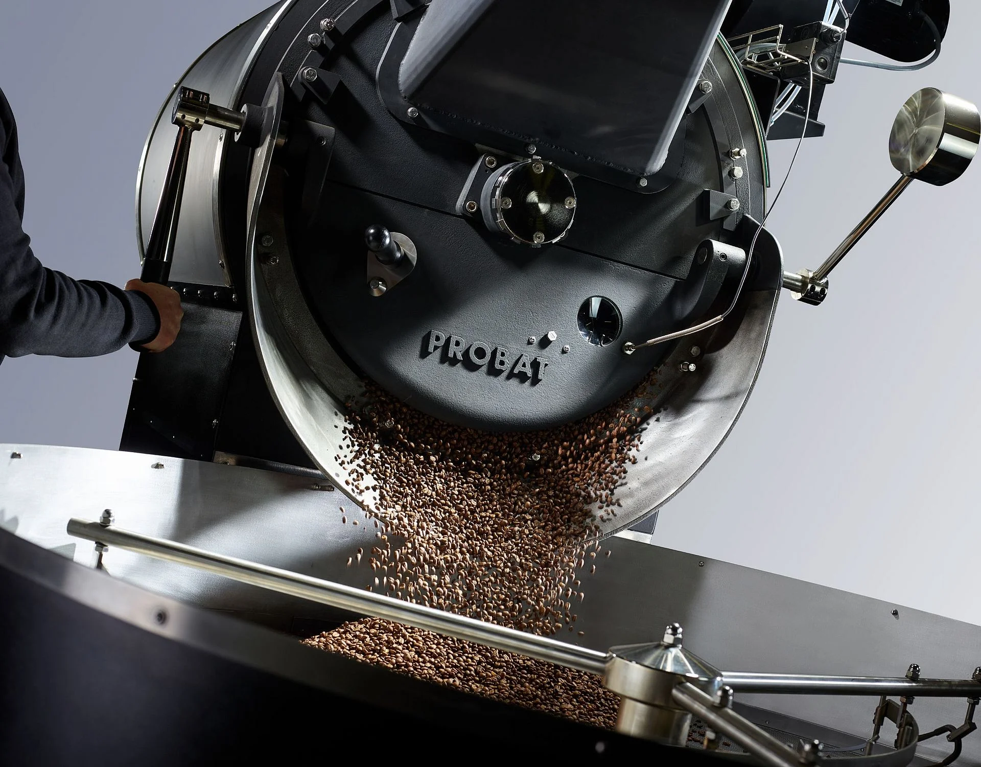 Cách chọn mua máy rang cà phê và các lưu ý quan trọng