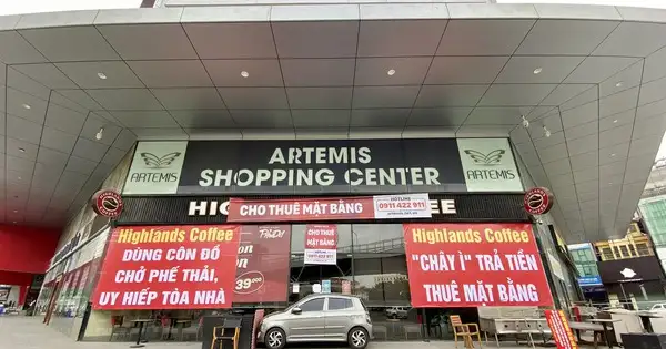 Highlands Coffee lên tiếng vụ lùm xùm mặt bằng tại toà Artemis: Rất bất ngờ vì chủ toà nhà tự ý niêm phong cửa hàng, cắt điện nước, chiếm giữ tài sản…