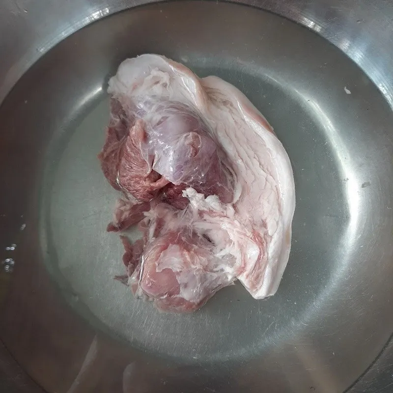 Hỗn hợp tỏi đen cô đơn và mật ong nguyên chất để tăng cường hương vị cho cà phê tỏi đen