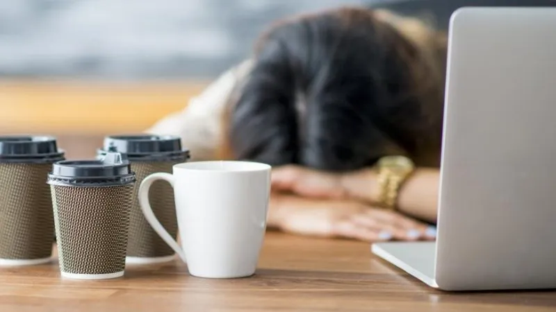 Không nên lạm dụng caffein vì có khả năng gây nghiện